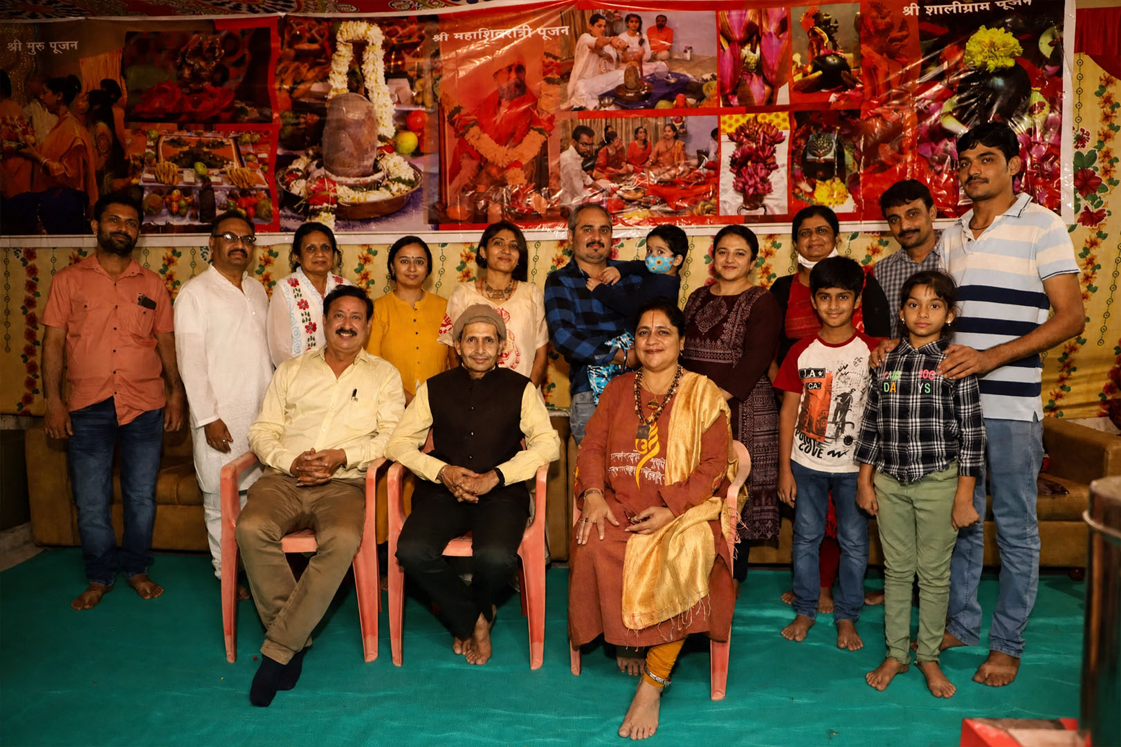 The Kapali's parivaar gathered after pujan